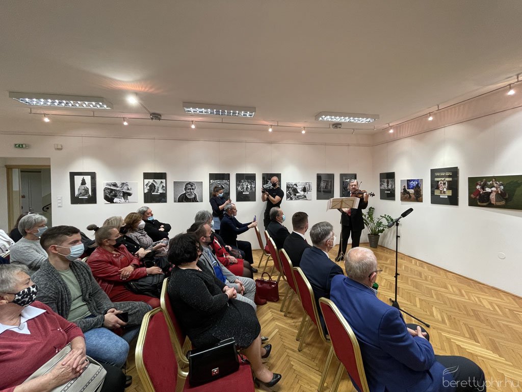 Tóth István jubileumi fotóliállítása 08